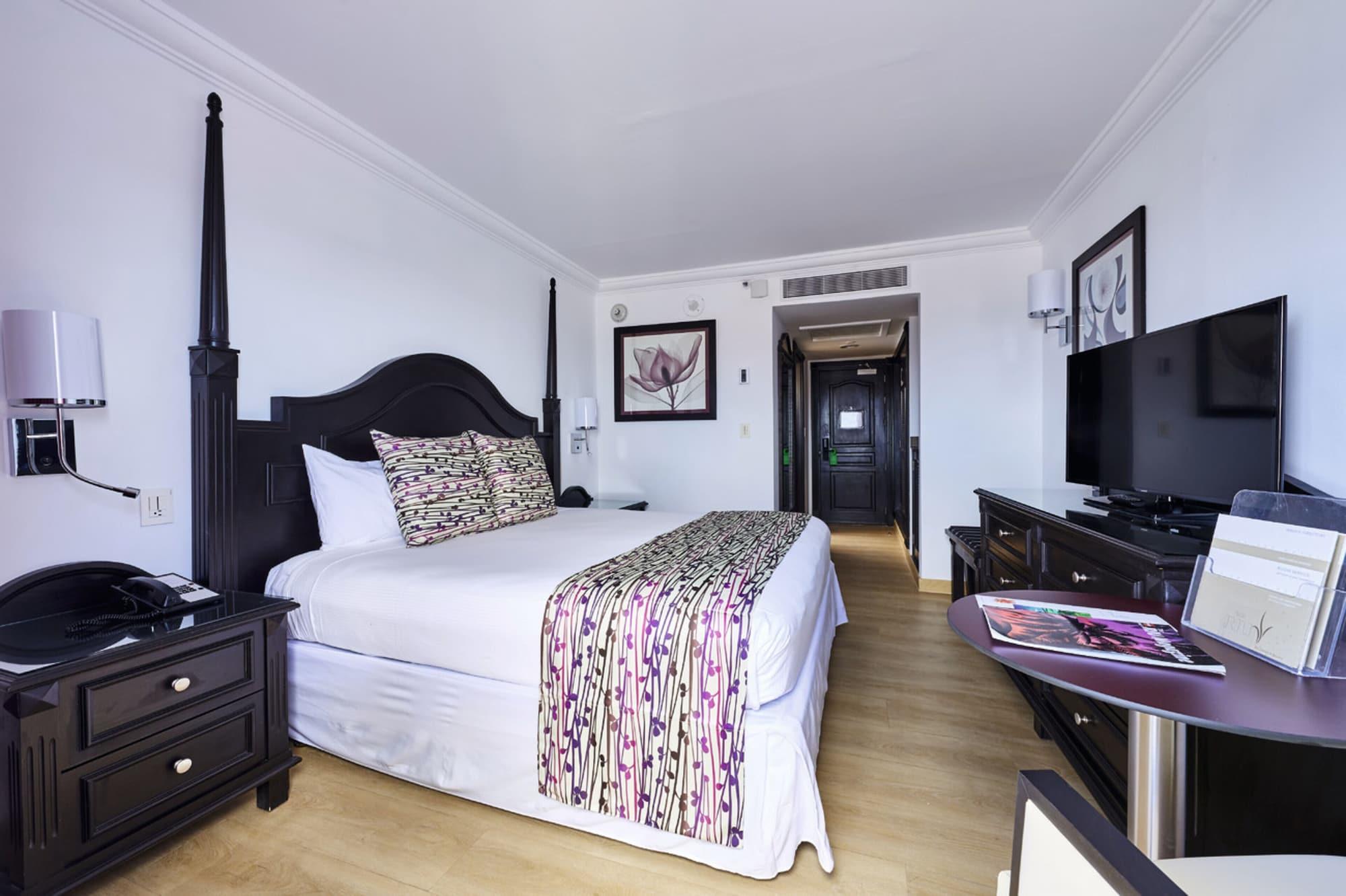 Riu Palace Paradise Island (Adults Only) Creek Village Buitenkant foto