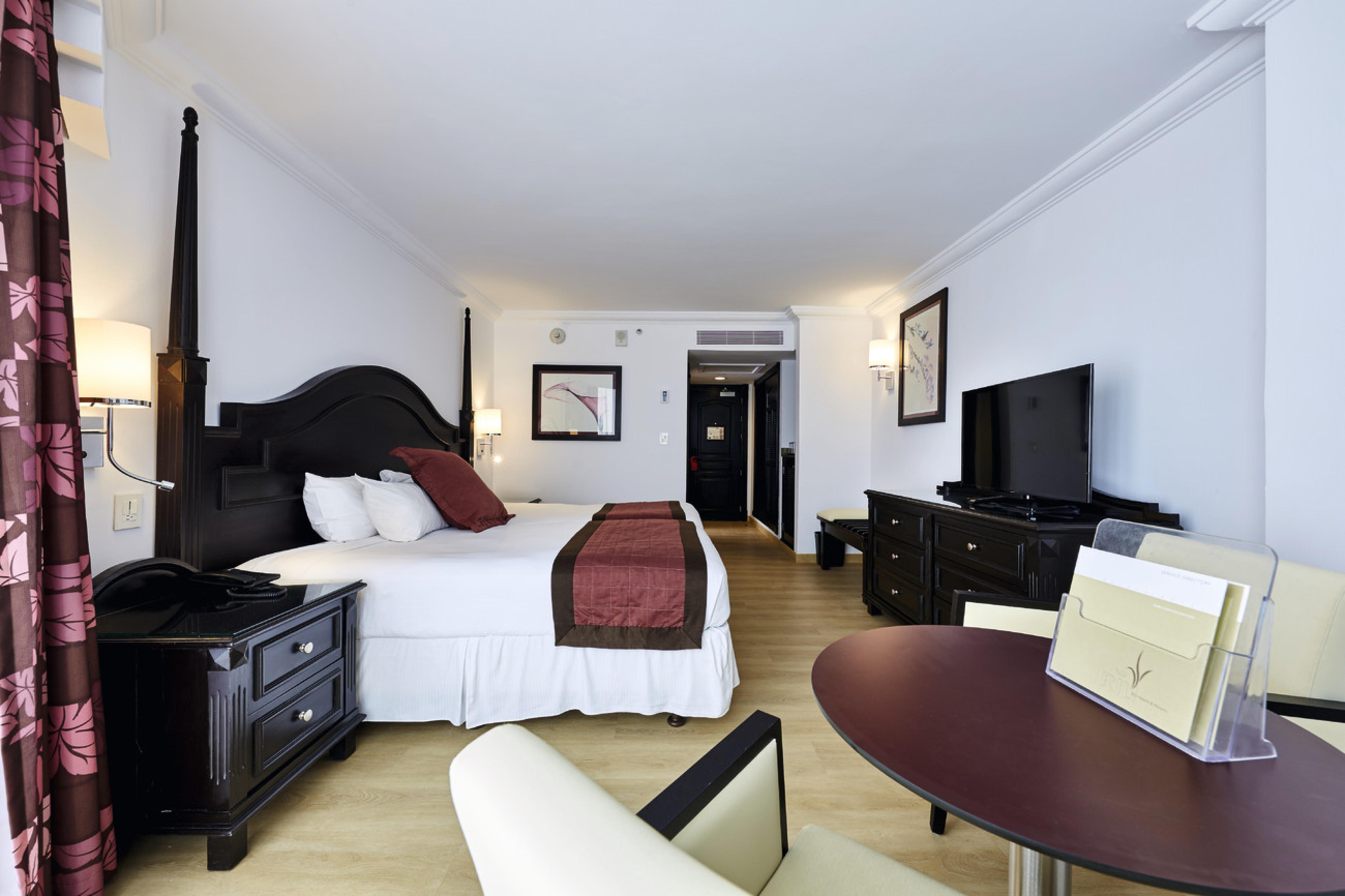 Riu Palace Paradise Island (Adults Only) Creek Village Buitenkant foto