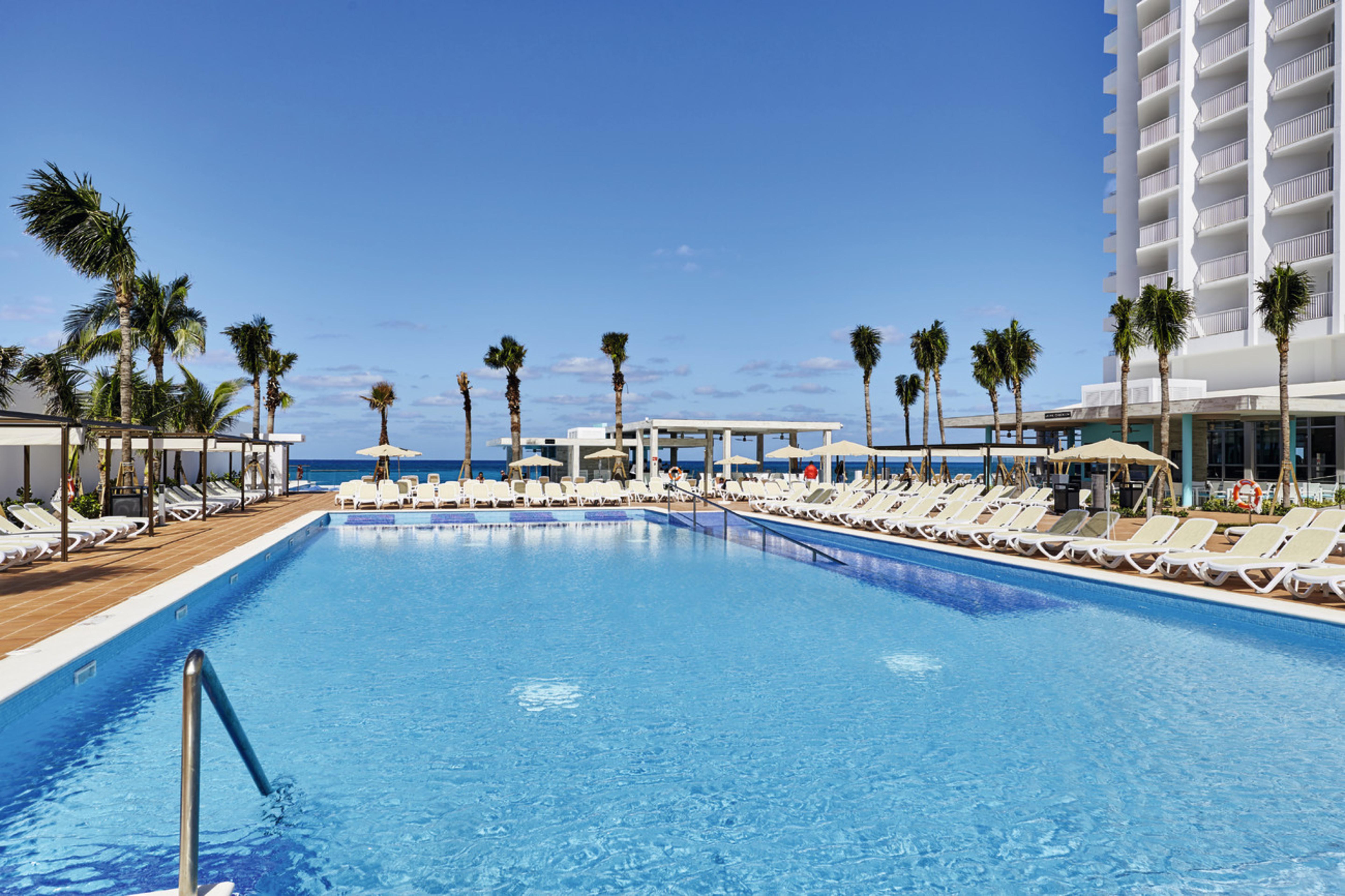 Riu Palace Paradise Island (Adults Only) Creek Village Buitenkant foto