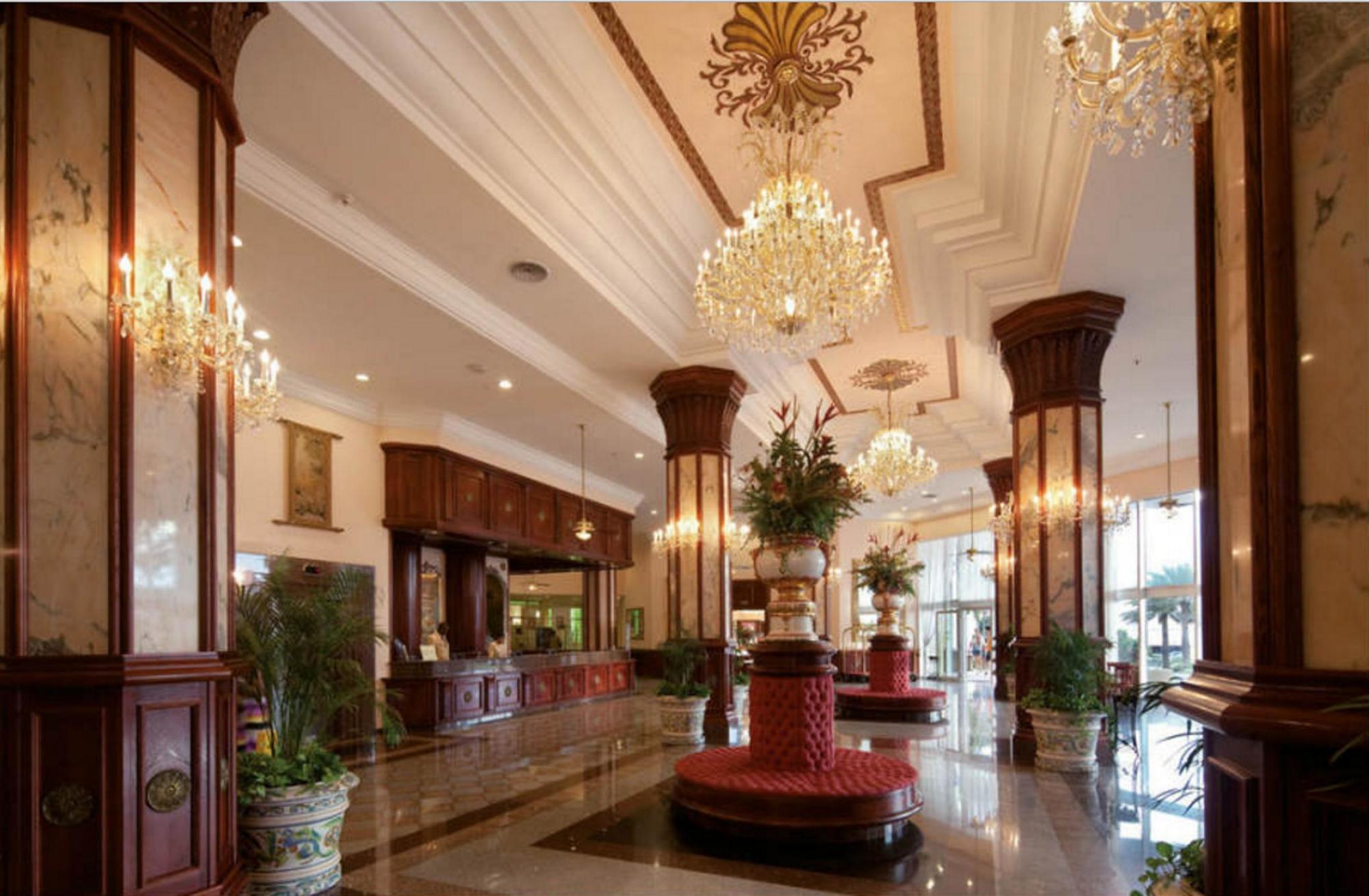 Riu Palace Paradise Island (Adults Only) Creek Village Buitenkant foto