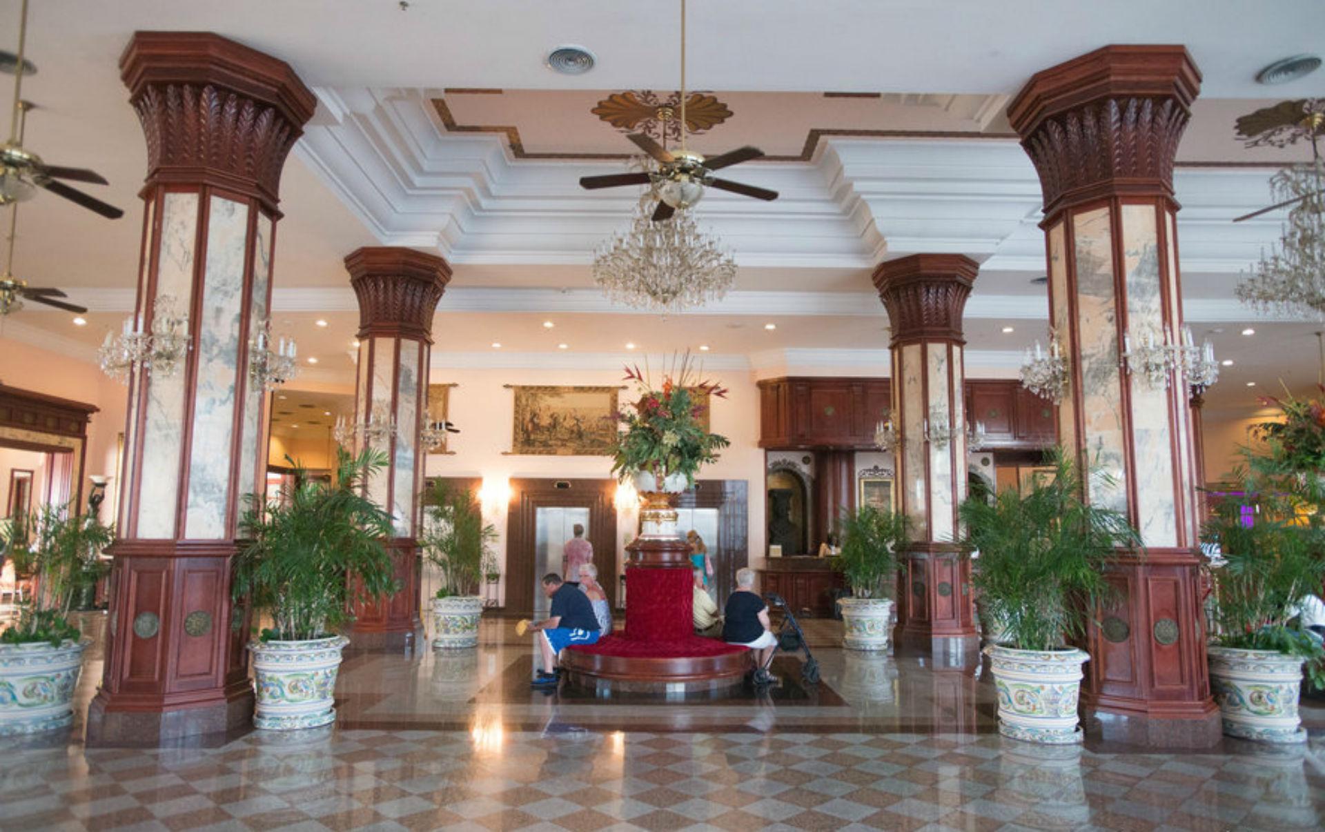 Riu Palace Paradise Island (Adults Only) Creek Village Buitenkant foto